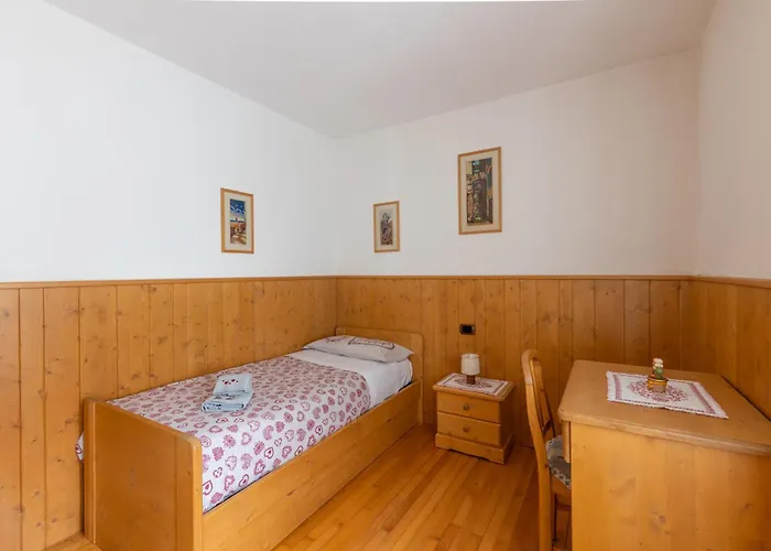 Apartment Dolomites Finestra Sul Civetta Alleghe